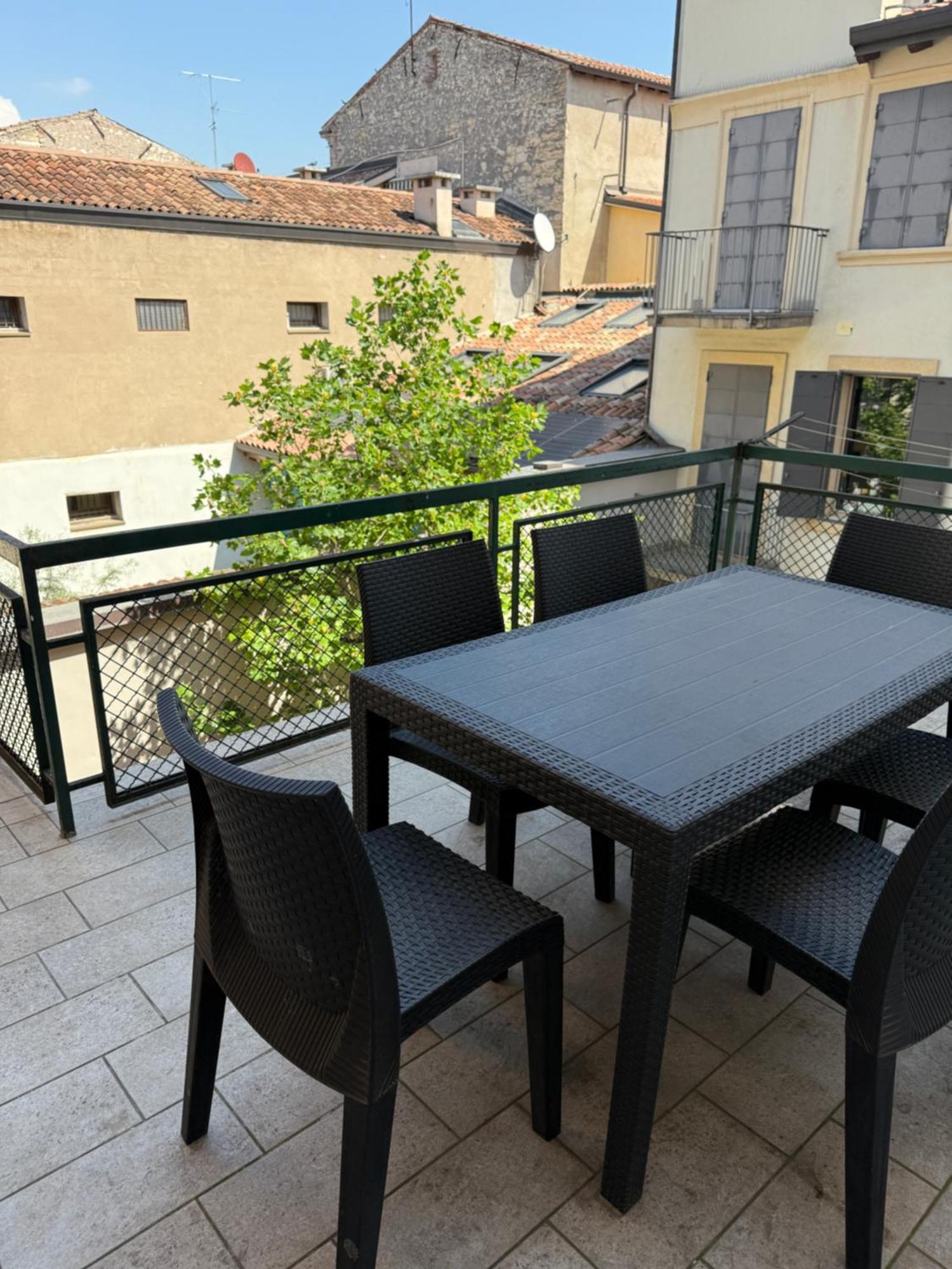 La Terrazza Di Vittoria Apartamento Verona Exterior foto